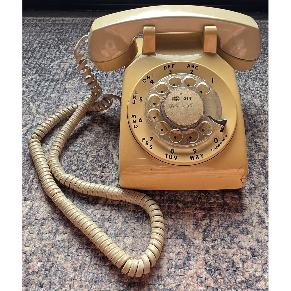 Vintage Bell System Rotary Dial Yellow Gold 500DM - 1978